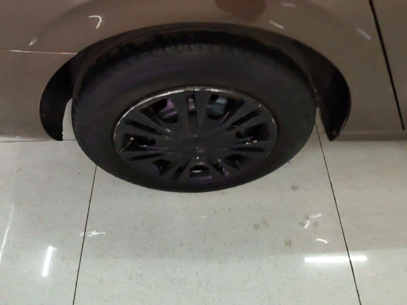 Peugeot 301 2014 1.6L Automatic Comfort Edition — миниатюра 10