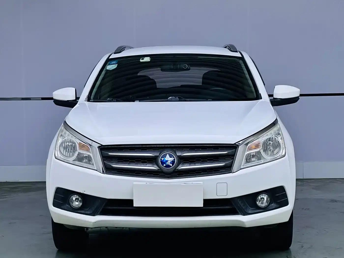 Venucia T70 2015 2.0L CVT Smart Edition — миниатюра 2