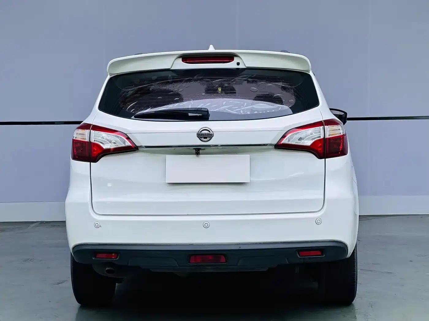 Venucia T70 2015 2.0L CVT Smart Edition — миниатюра 5