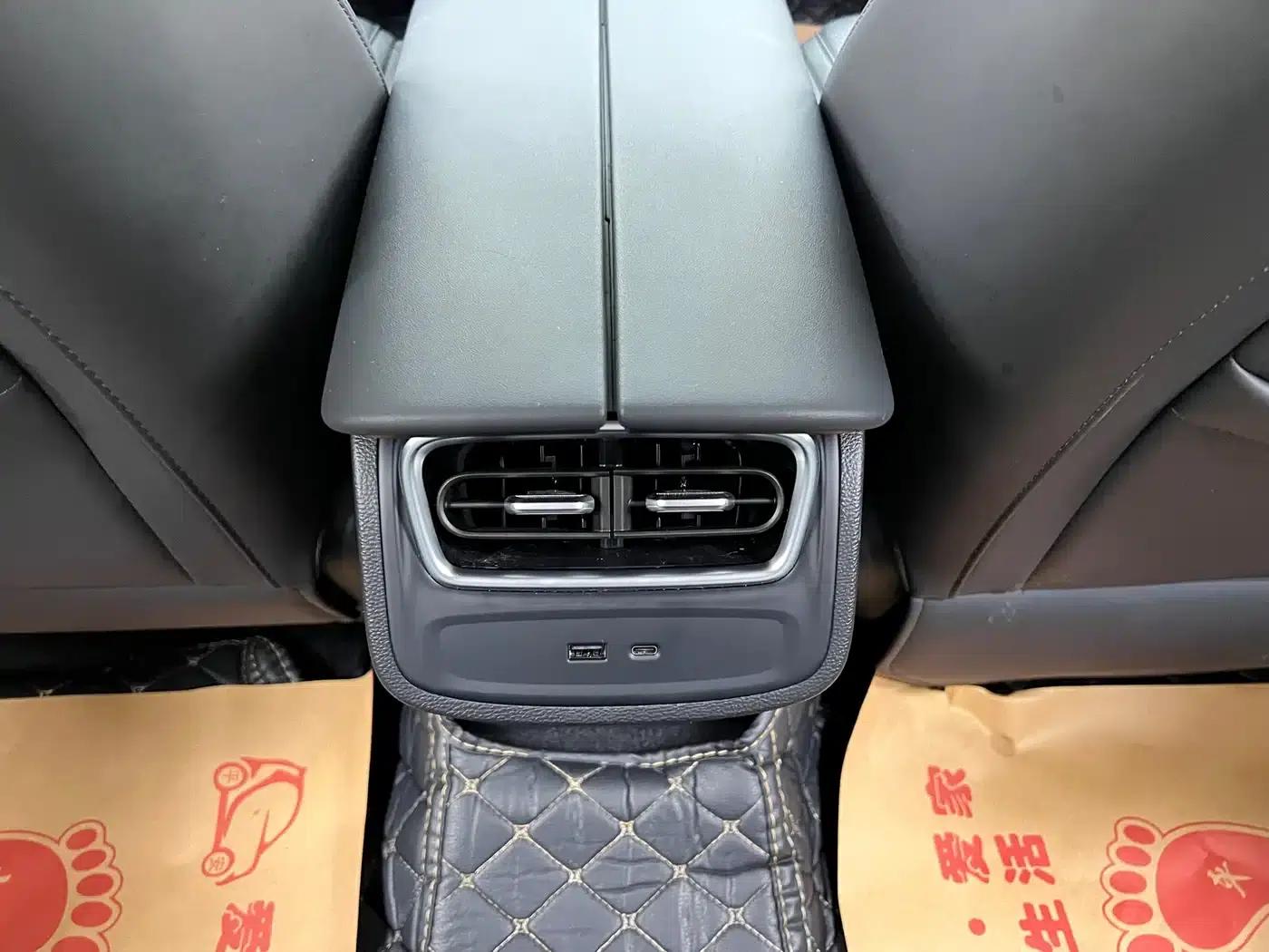 Fengyun A8 2025 Model 145km Luxury Edition — миниатюра 18