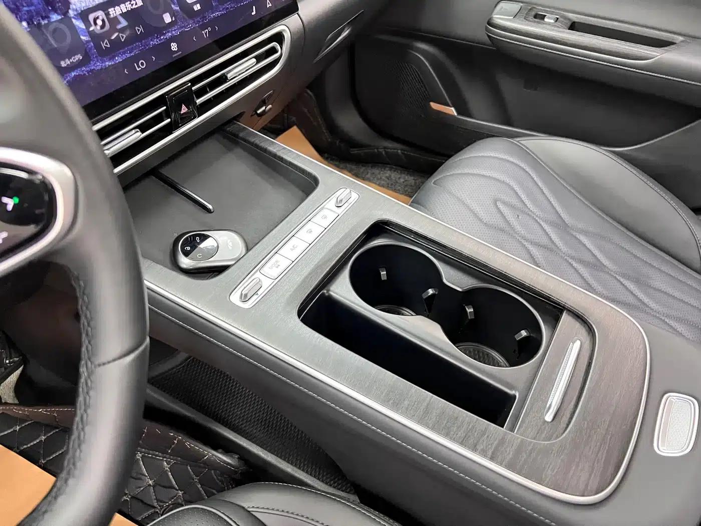 Fengyun A8 2025 Model 145km Luxury Edition — миниатюра 26
