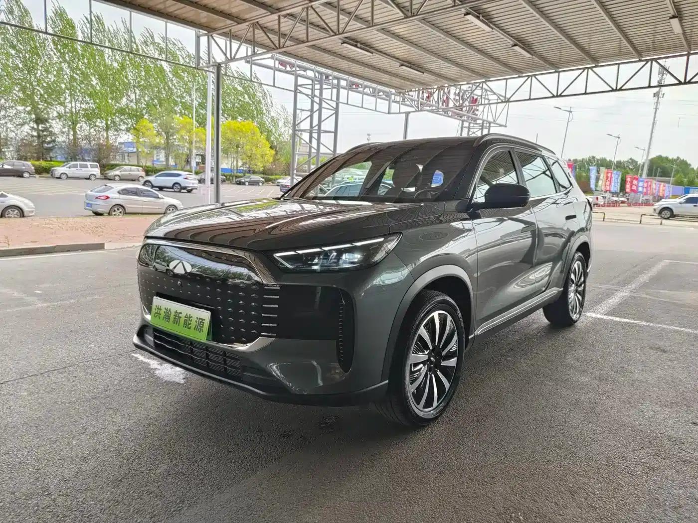 Fengyun T8 2025 1.5T 130km Premium Edition 5-seater — миниатюра 1