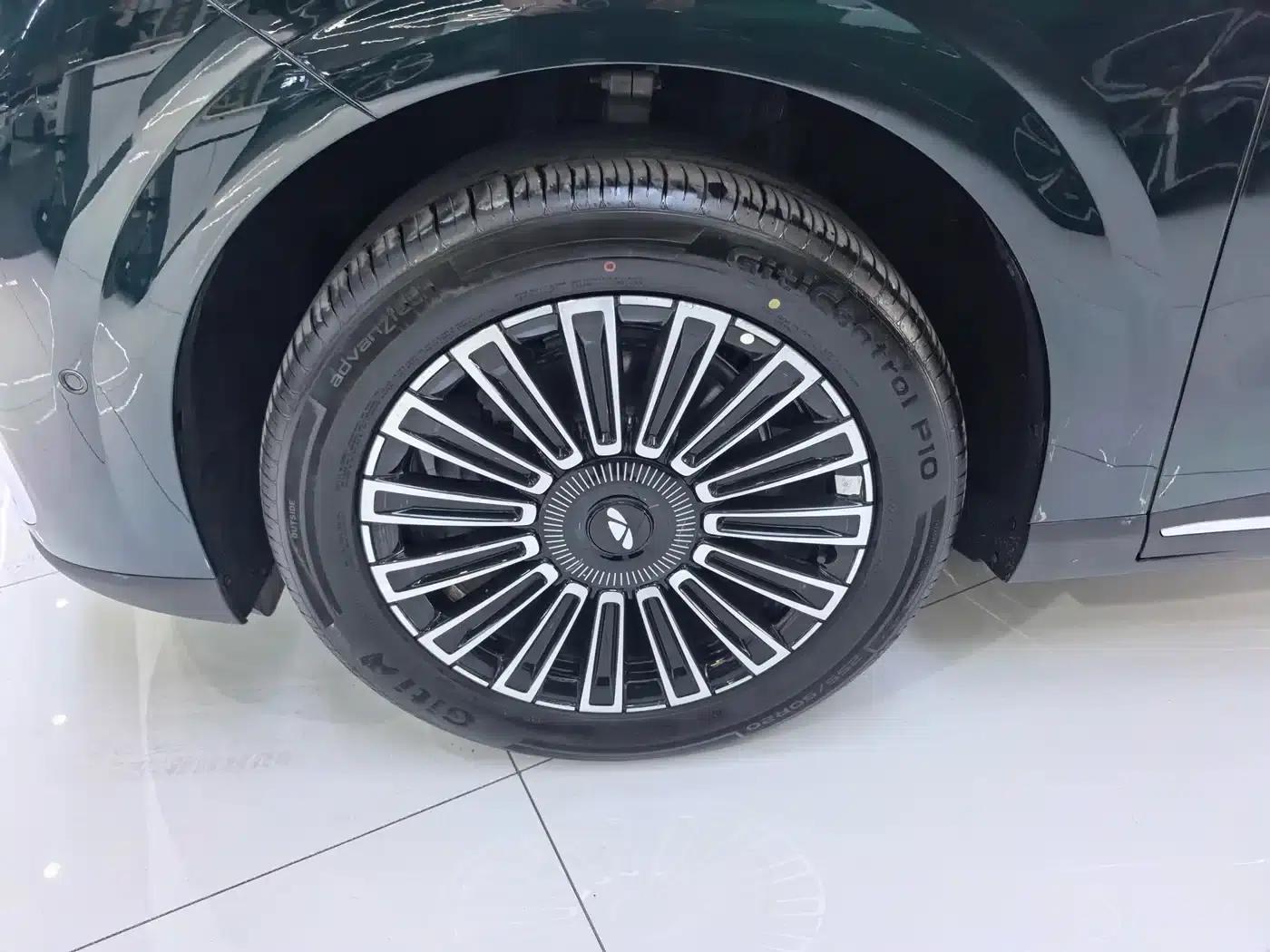 Fengyun T11 2026 Model 220 Rear-Wheel Drive Dual IMAX Cinema Edition — миниатюра 5