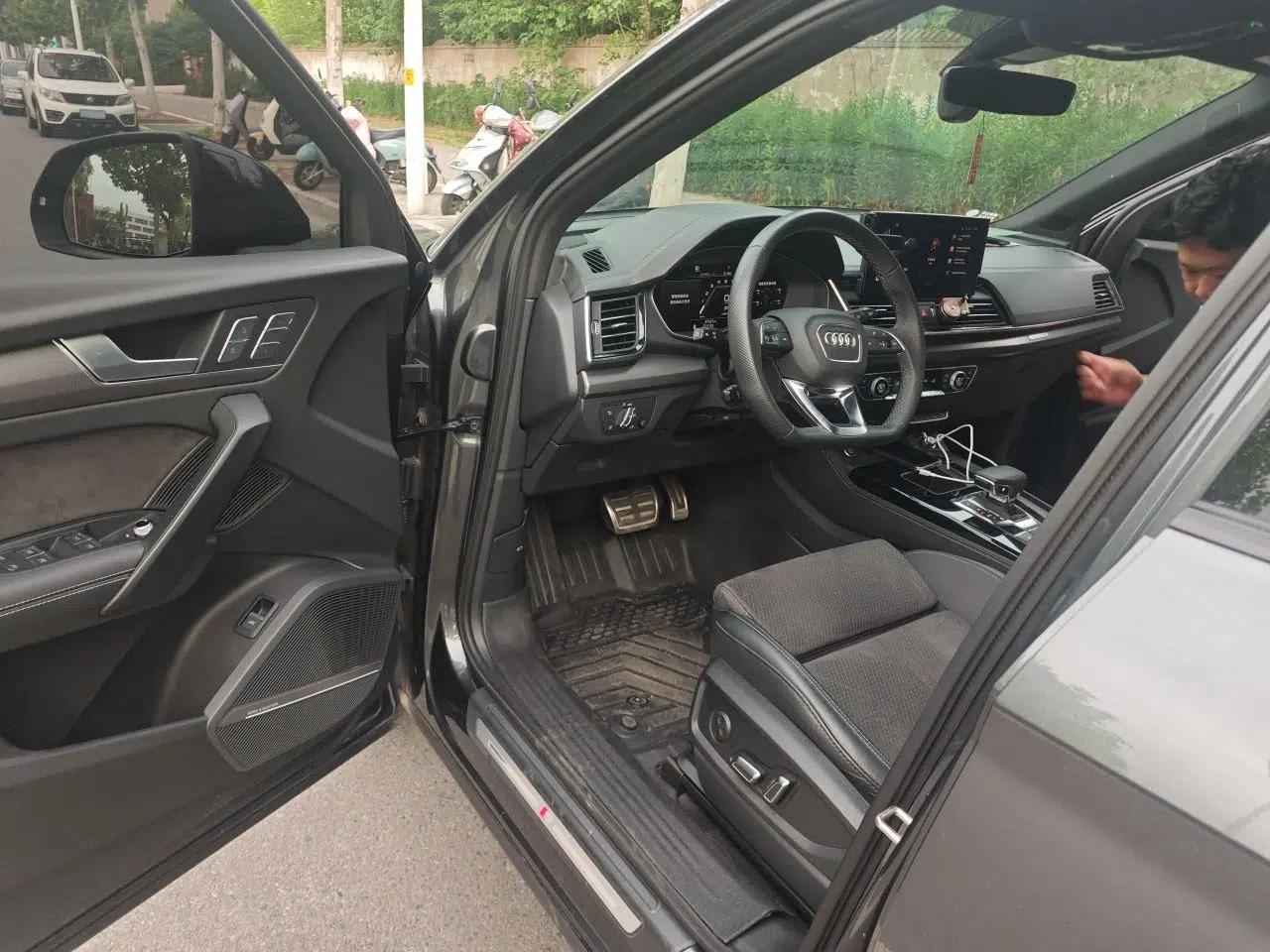 Audi Q5L Sportback 2024 45 TFSI Luxury Edition — миниатюра 17