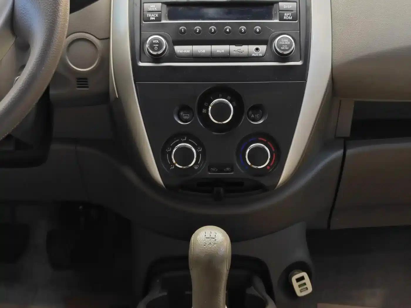 Nissan Sunny 2015 1.5XE Manual Comfort Edition — миниатюра 18