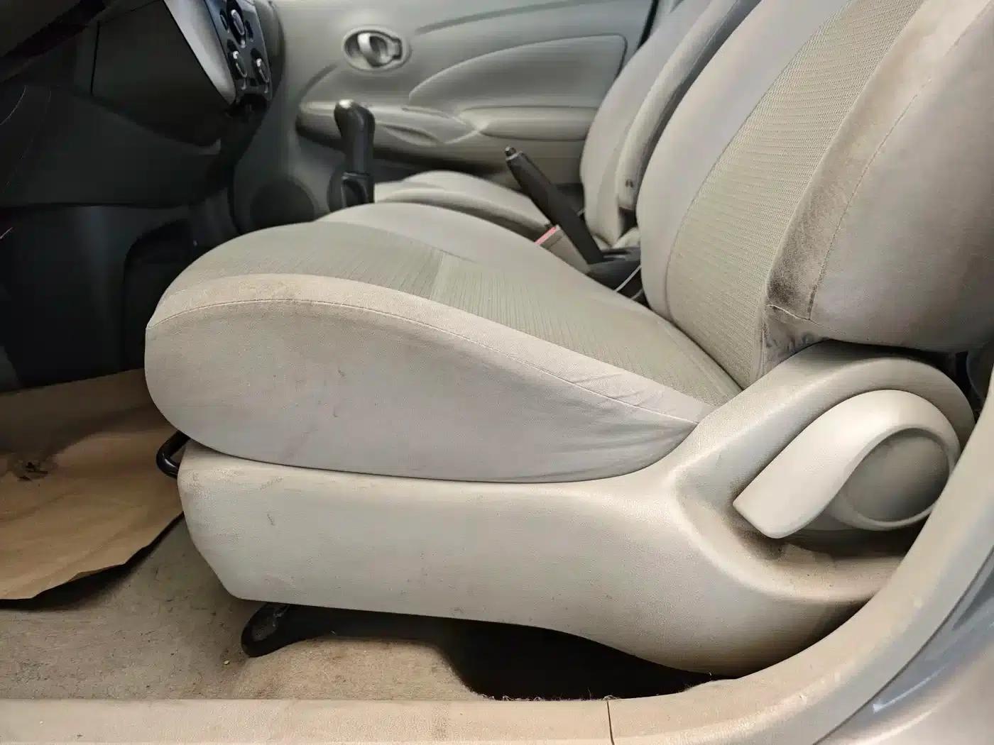 Nissan Sunny 2015 1.5XE Manual Comfort Edition — миниатюра 10