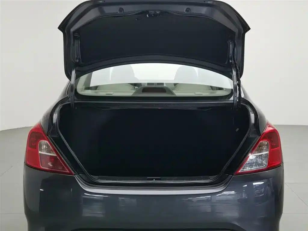 Nissan Sunny 2016 1.5XE Manual Leading Edition — миниатюра 16