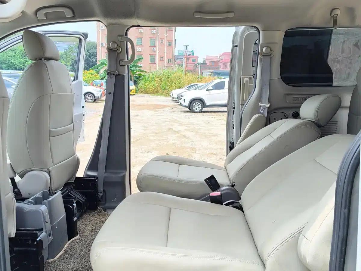 Nissan NV200 2014 1.6L CVT Luxury Model (China V Emission Standard) — миниатюра 7