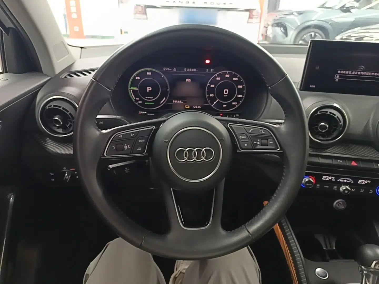 Audi Q2L e-tron 2019 Q2L e-tron Pure Electric Smart Style — миниатюра 14