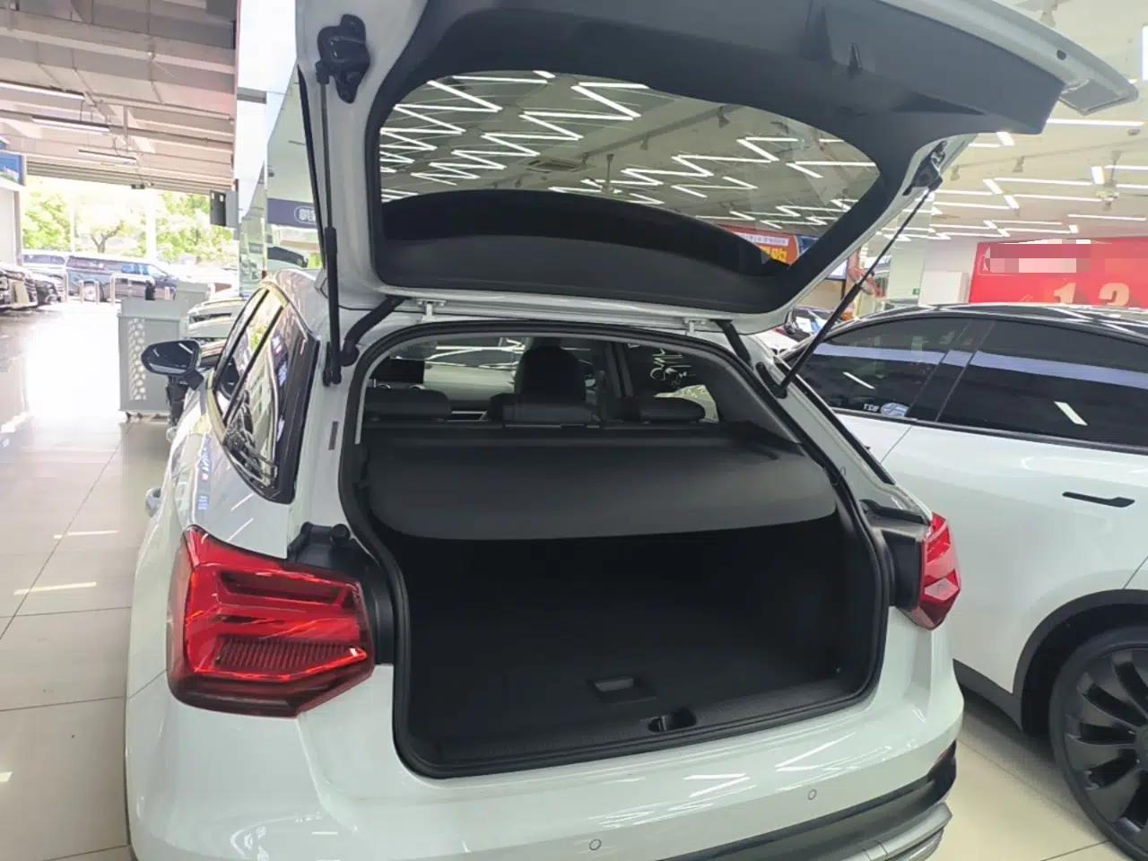 Audi Q2L e-tron 2019 Q2L e-tron Pure Electric Smart Style — миниатюра 22