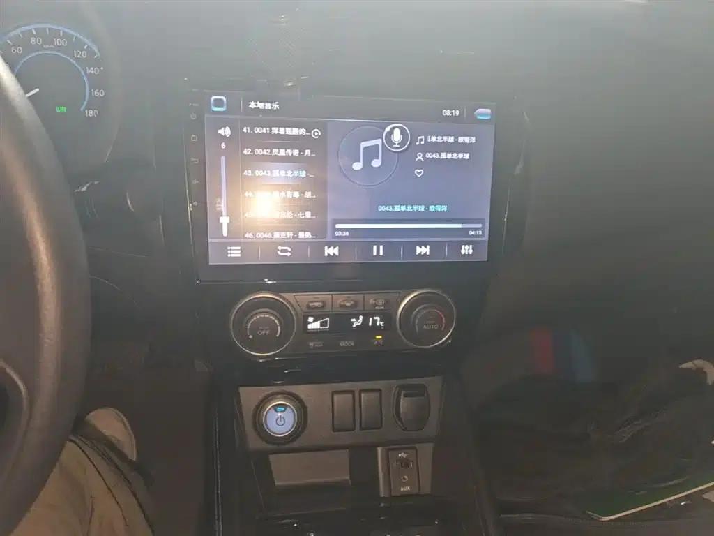 Nissan Sylphy EV 2018 Smart Edition — миниатюра 13