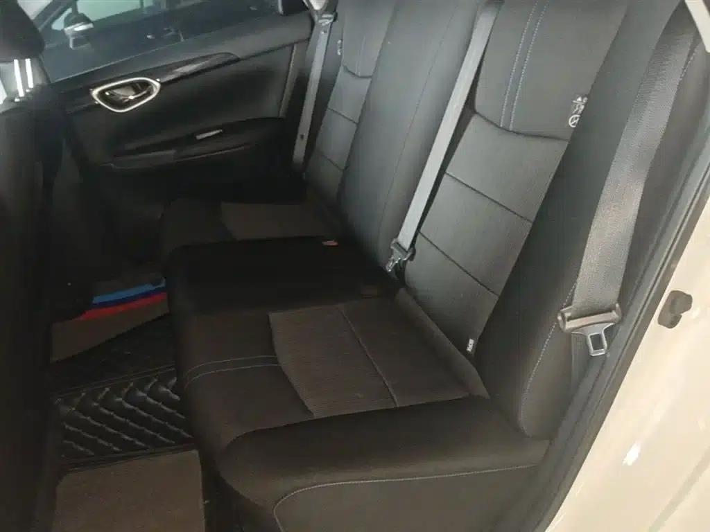 Nissan Sylphy EV 2018 Smart Edition — миниатюра 17