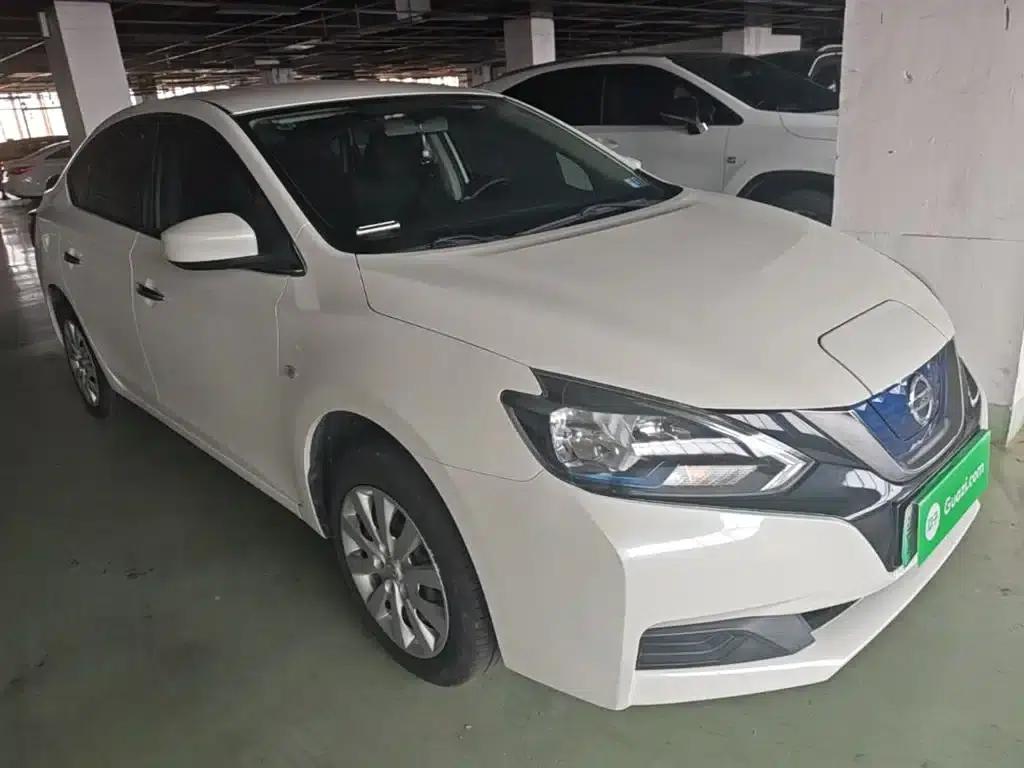Nissan Sylphy EV 2018 Smart Edition — миниатюра 4