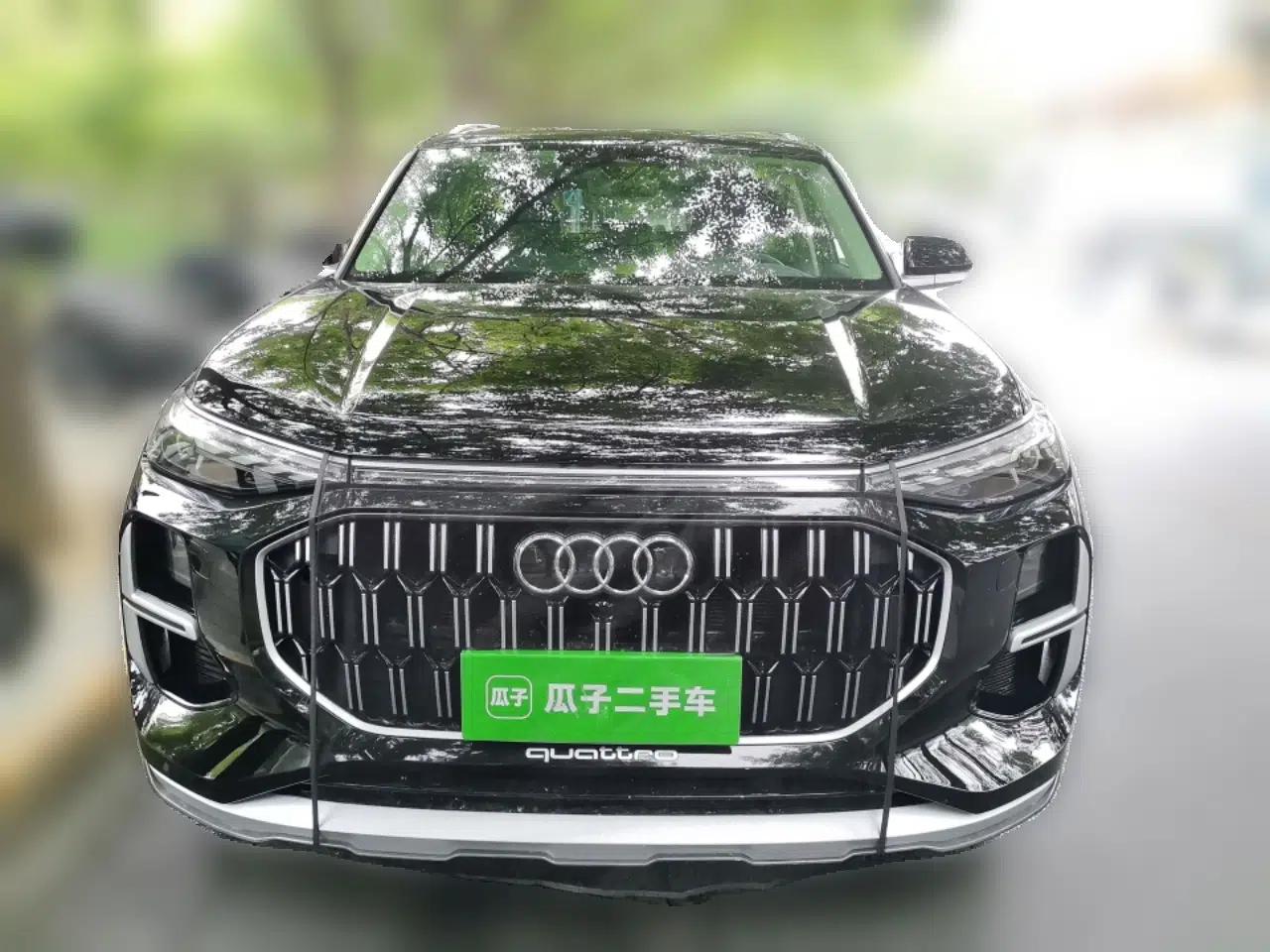 Audi Q6 2025 40 TFSI quattro Commemorative Edition Yulin Package 7 Seats — миниатюра 2
