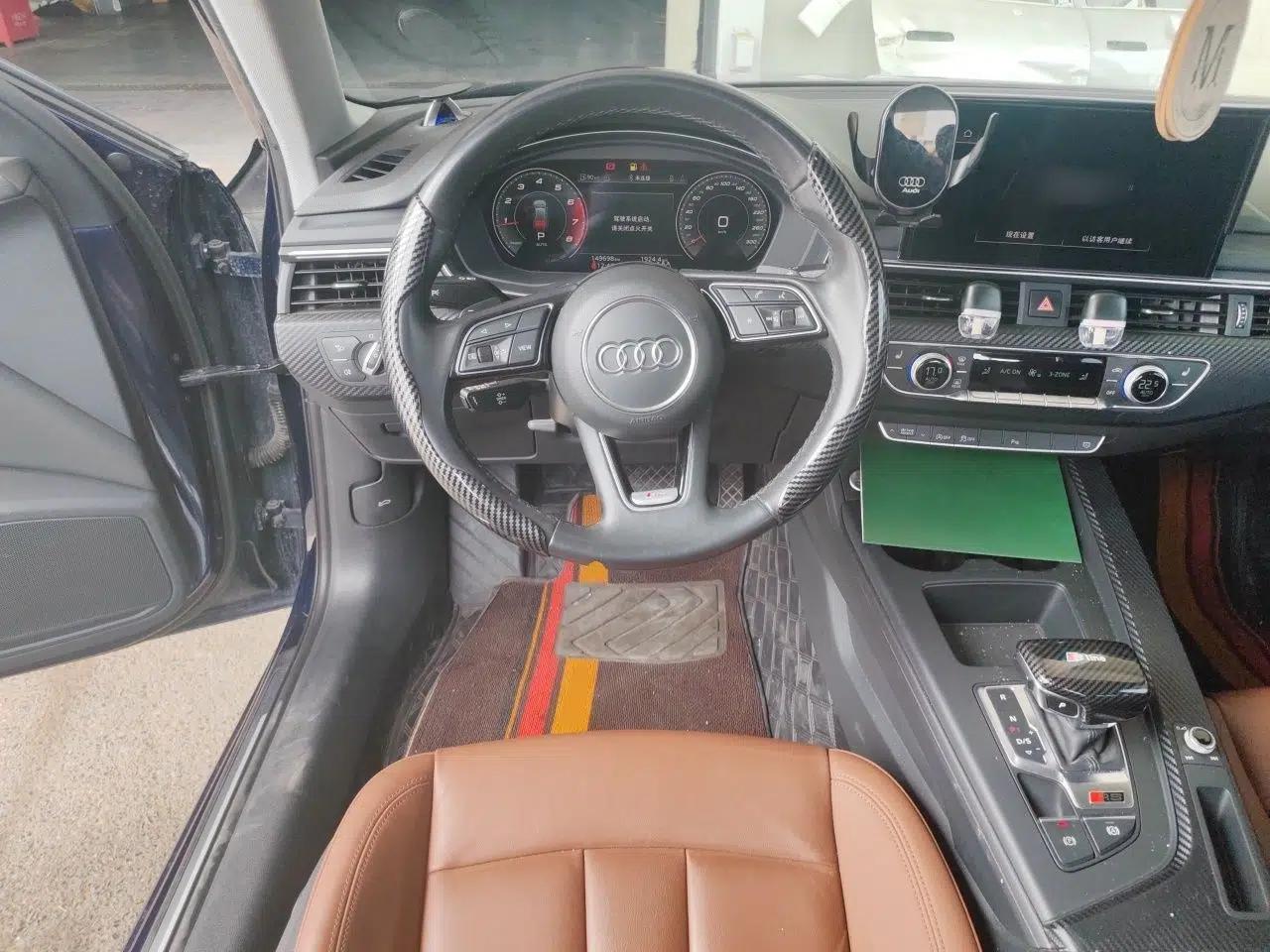 Audi A4 2021 Avant Avant-garde 40 TFSI Stylish and Elegant Model — миниатюра 11