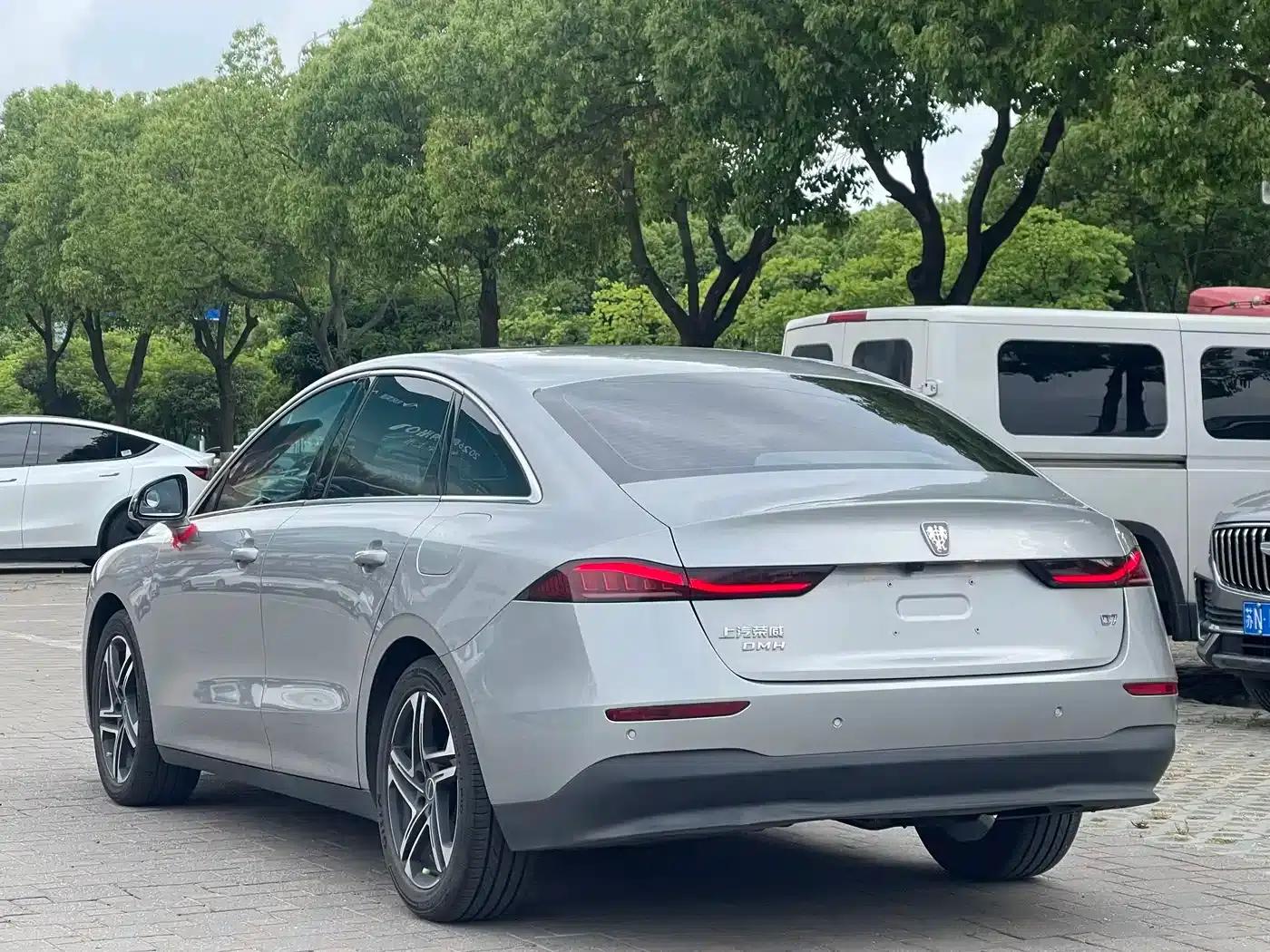 Roewe D7 2023 DMH 125km Premium Edition — миниатюра 4