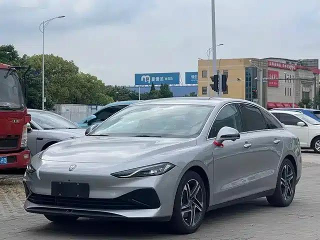 Roewe D7 2023 DMH 125km Premium Edition