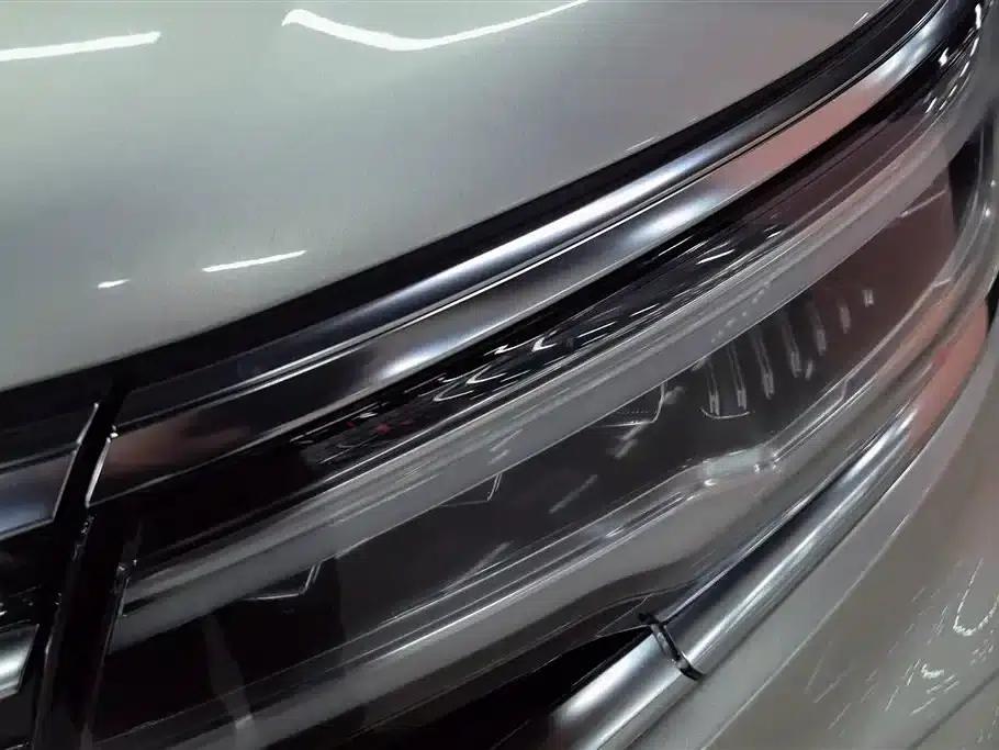 Roewe RX5 MAX 2019 400TGI Automatic 4G Connected Luxury Edition — миниатюра 5