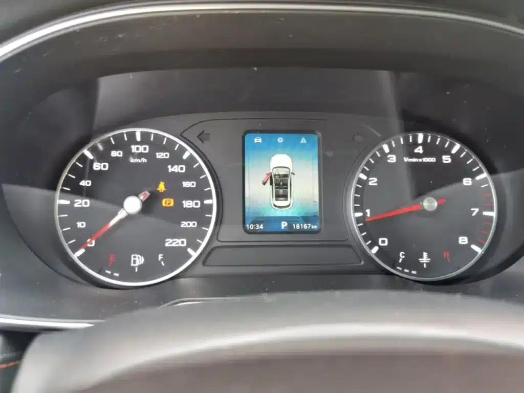 Roewe RX3 2021 PRO 1.6L CVT Elite — миниатюра 12
