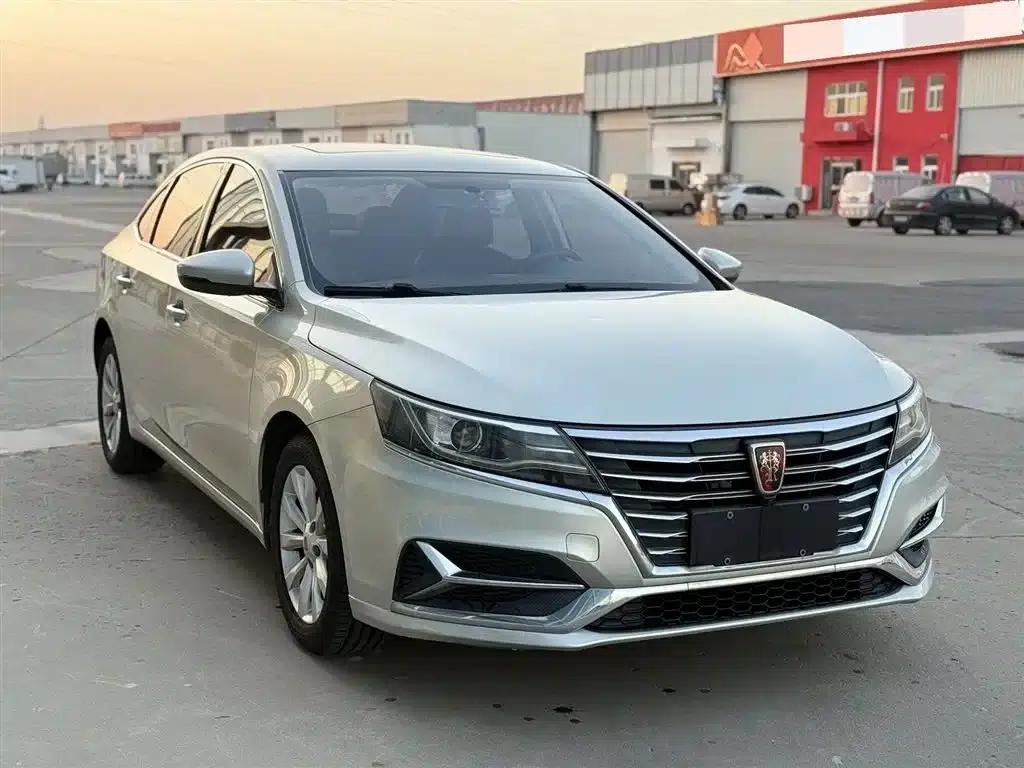 Roewe i6 New Energy 2017 45T Hybrid Connected Smart Edition — миниатюра 3