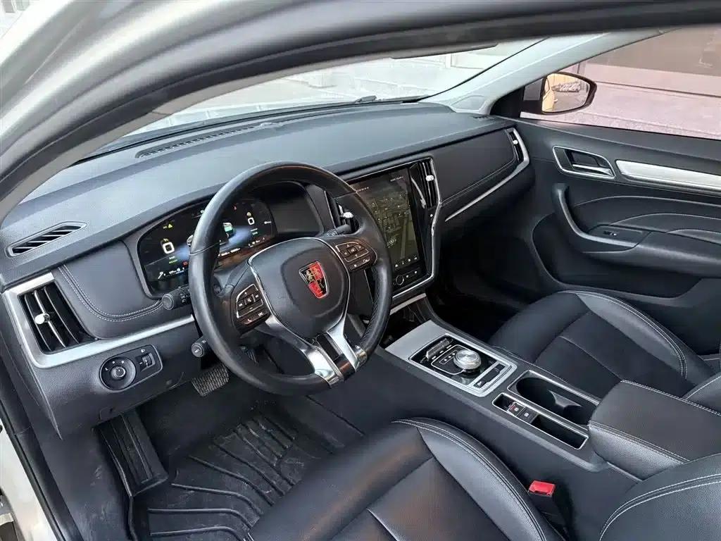 Roewe i6 New Energy 2017 45T Hybrid Connected Smart Edition — миниатюра 10