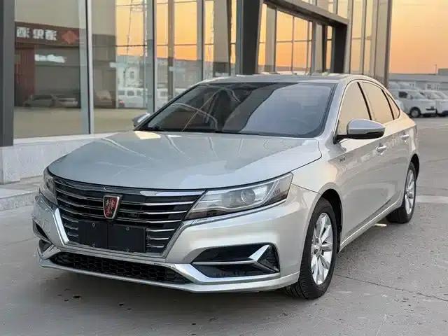 Roewe i6 New Energy 2017 45T Hybrid Connected Smart Edition