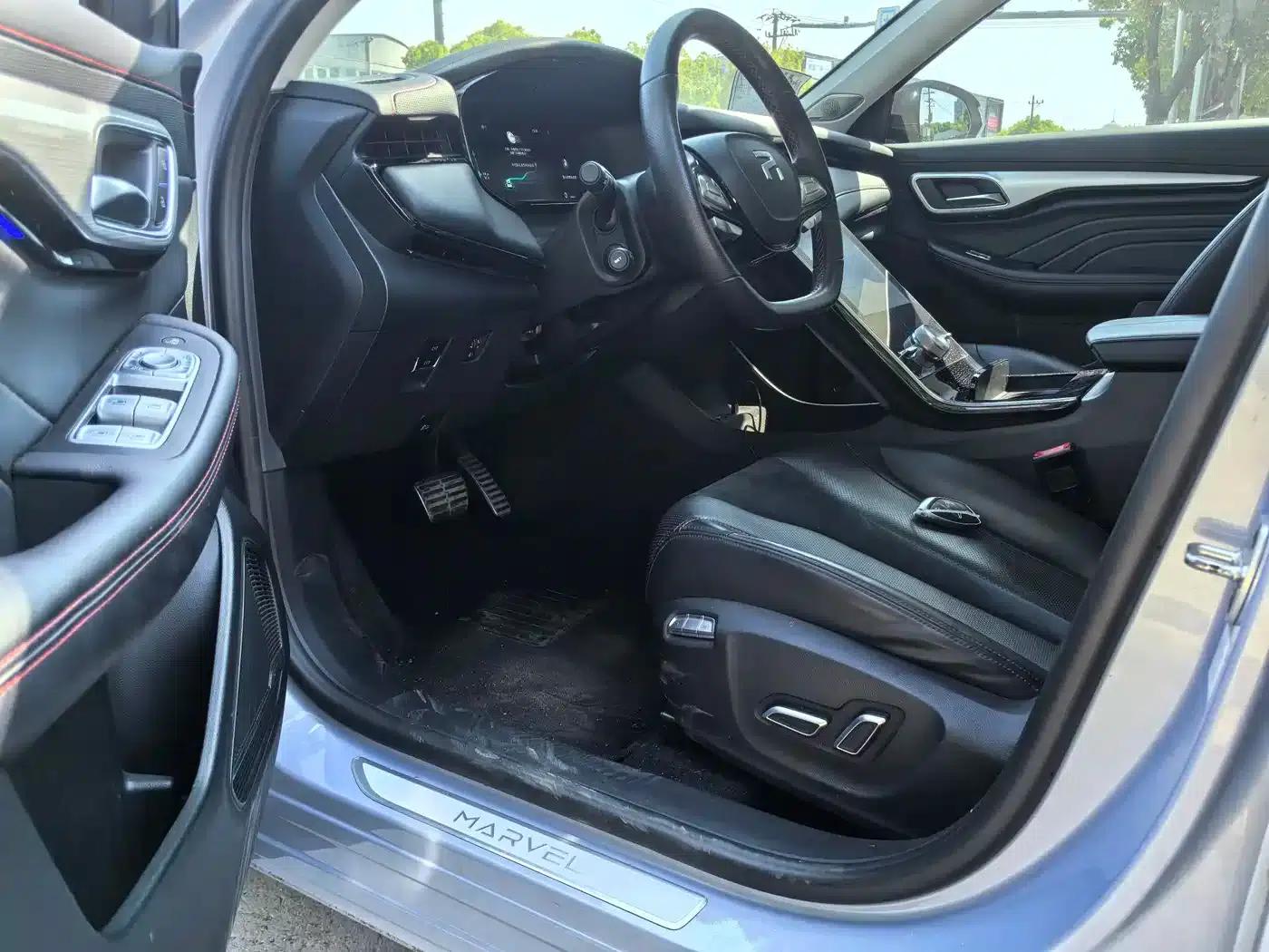 Marvel R 2021 Rear-Wheel Drive Standard Edition — миниатюра 6