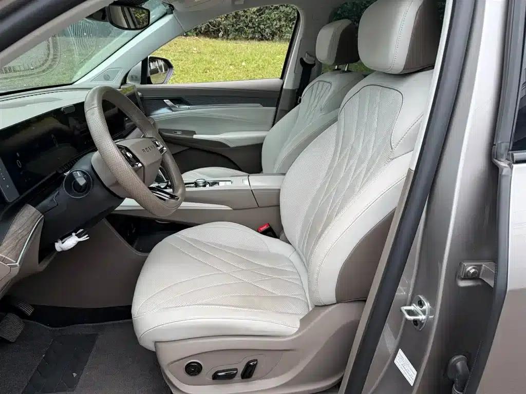 Roewe RX9 2023 2.0T 2WD Premium Edition — миниатюра 8