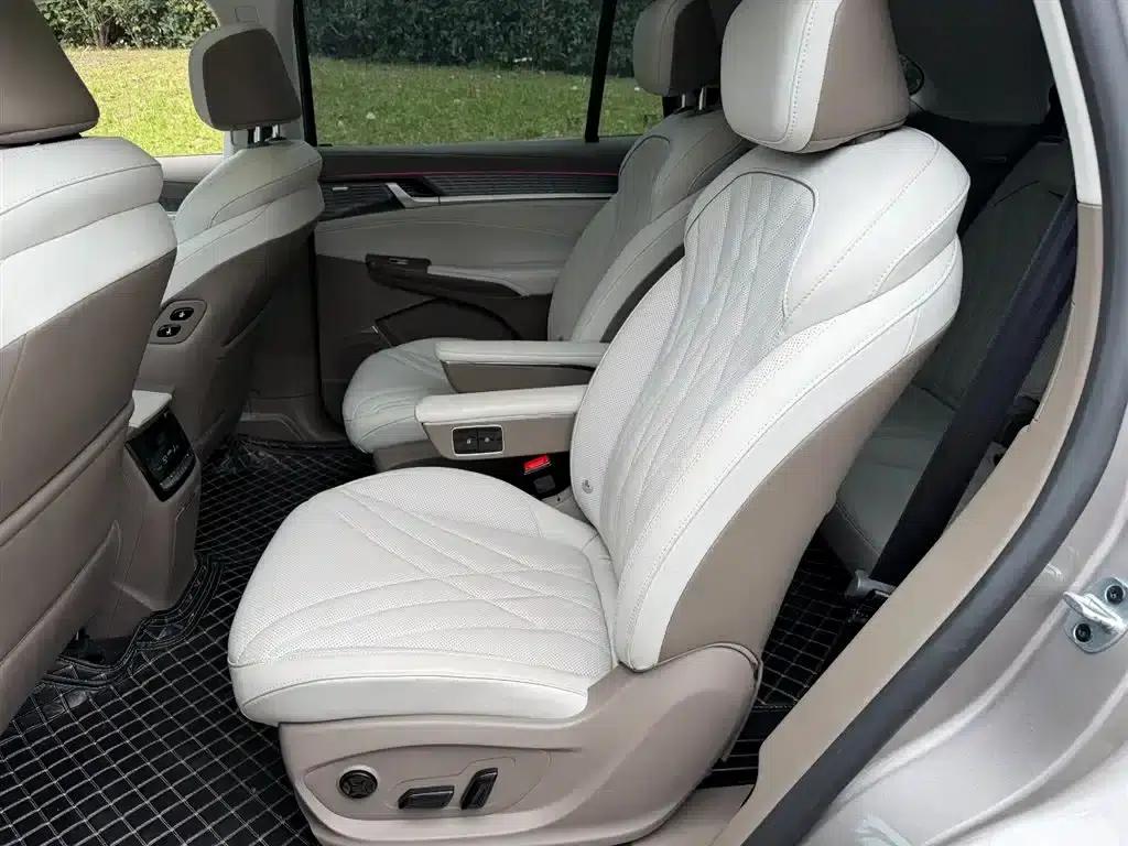 Roewe RX9 2023 2.0T 2WD Premium Edition — миниатюра 10