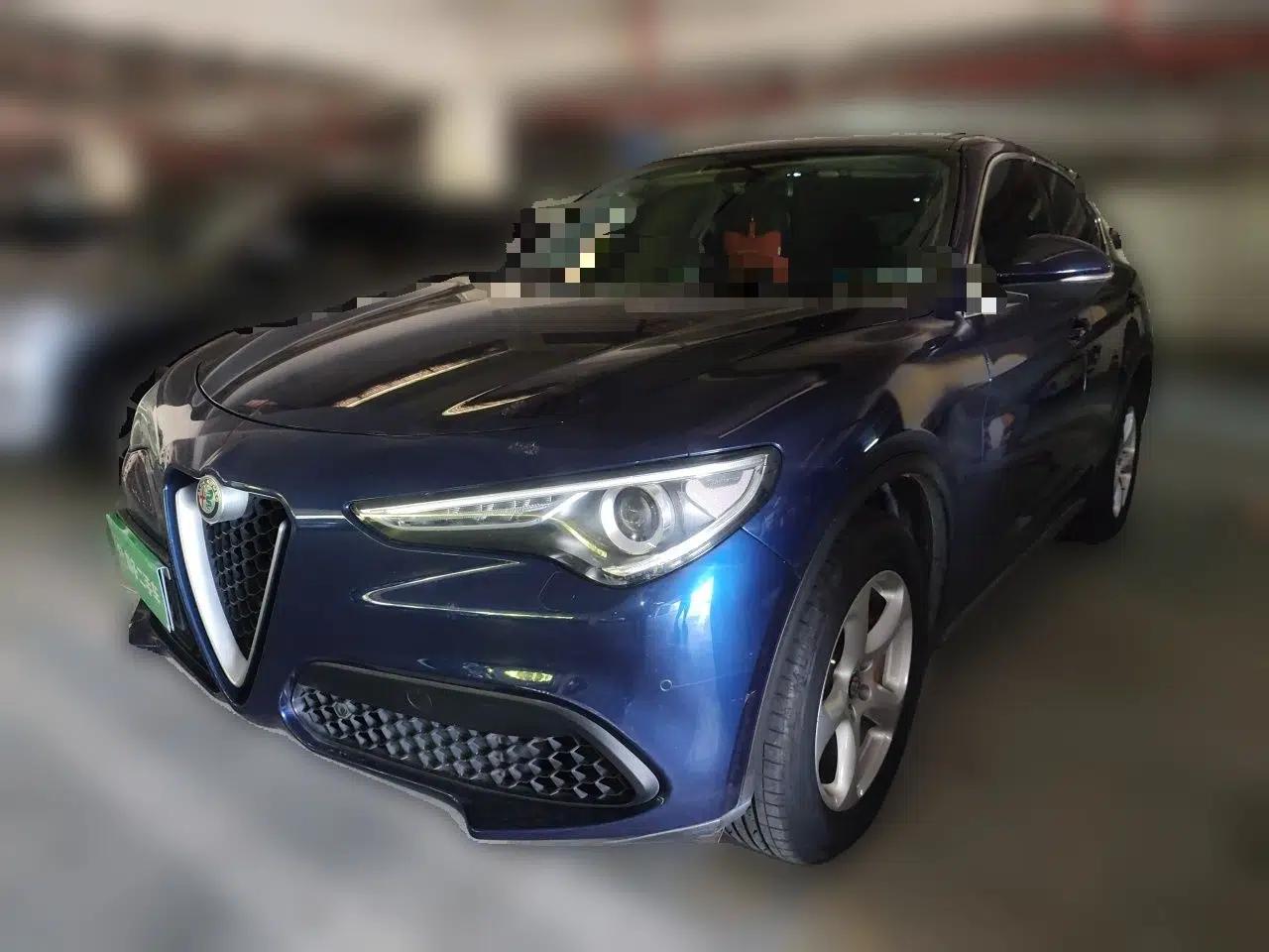 Alfa Romeo Stelvio 2017 2.0T 200HP Elite Edition — миниатюра 1