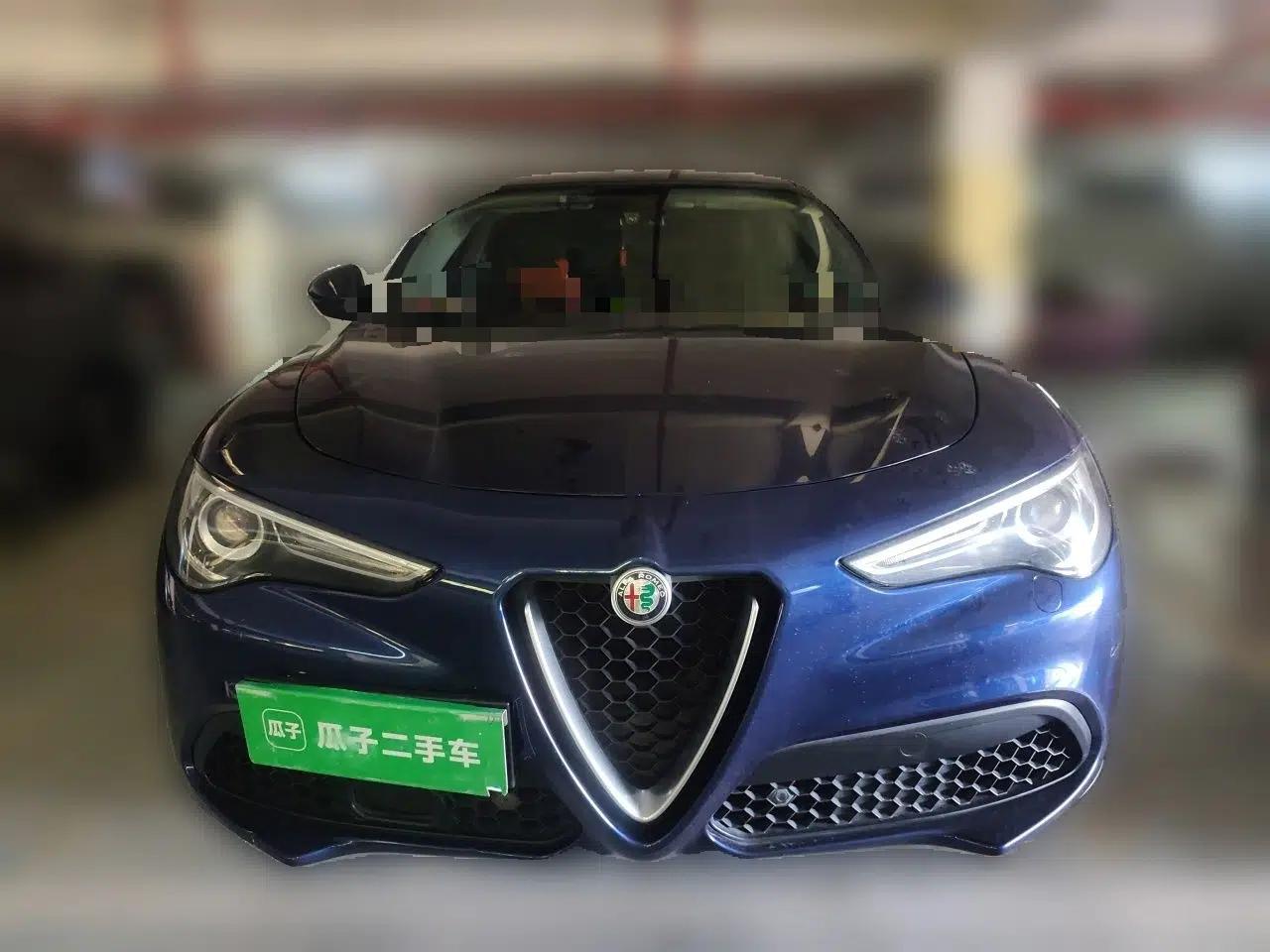 Alfa Romeo Stelvio 2017 2.0T 200HP Elite Edition — миниатюра 2