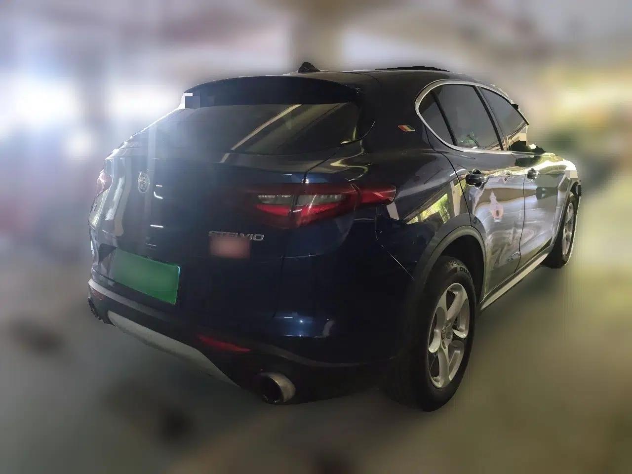 Alfa Romeo Stelvio 2017 2.0T 200HP Elite Edition — миниатюра 6