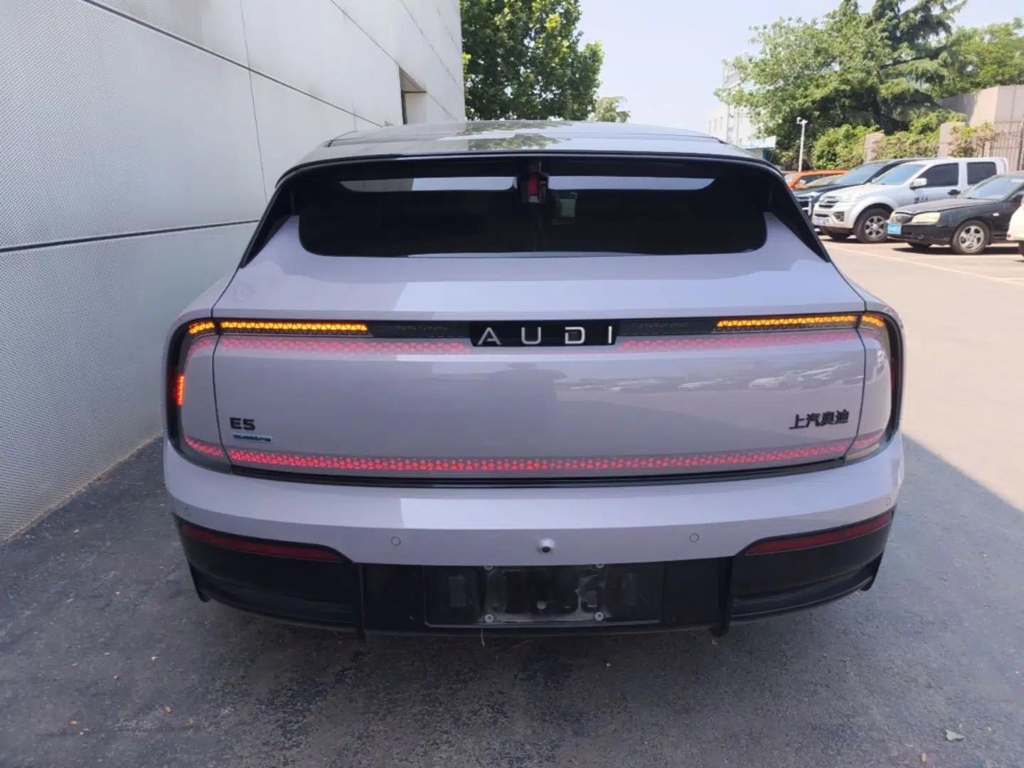 Audi E5 Sportback 2026 Flagship Quattro Model — миниатюра 5