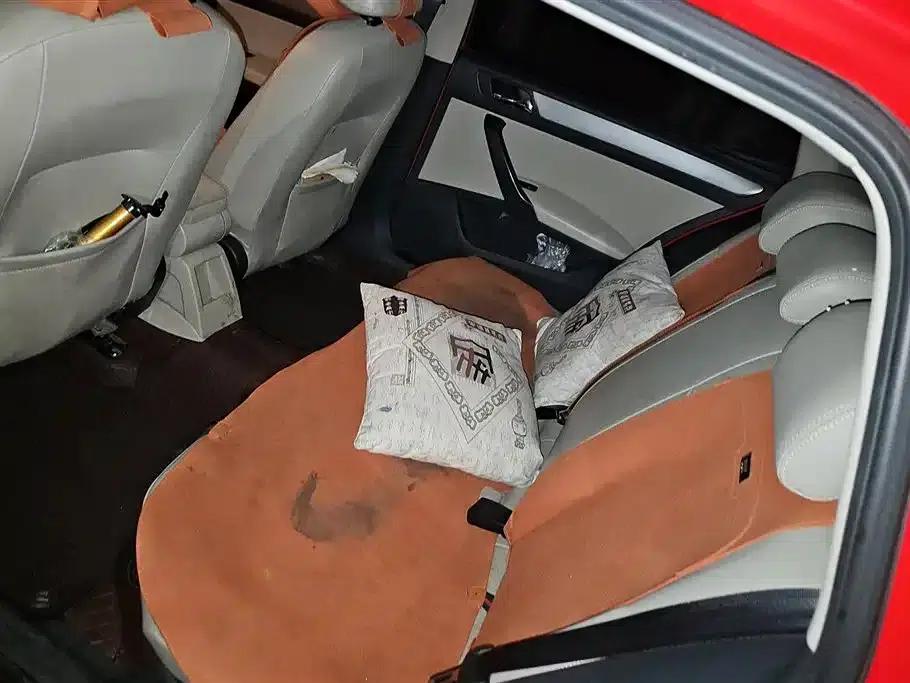 Rapid 2014 1.6L Automatic Enjoy Edition — миниатюра 11