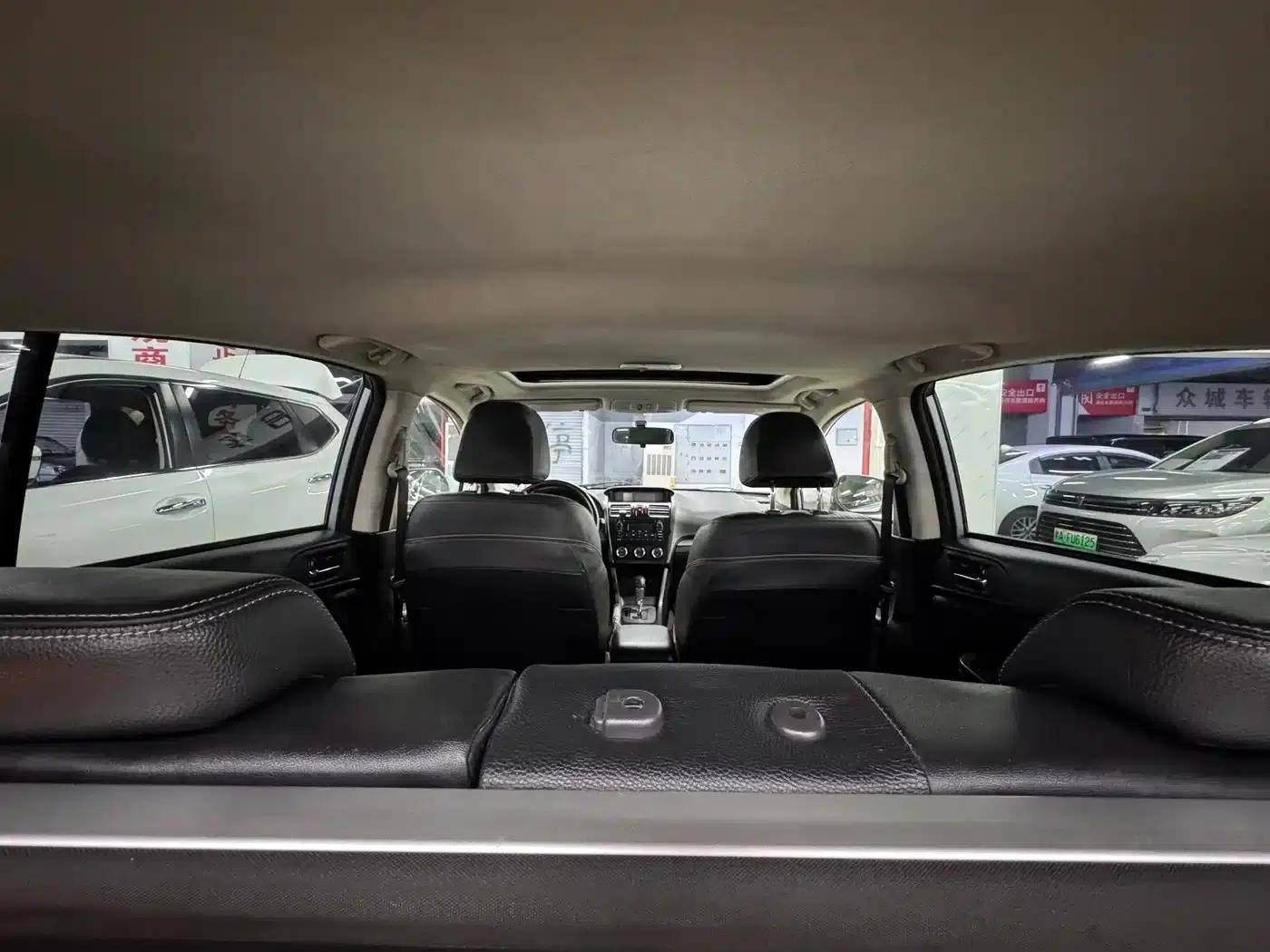Subaru XV 2014 2.0i Elite Edition — миниатюра 10