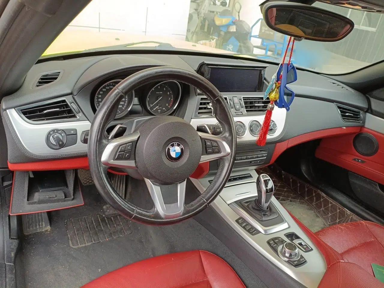 BMW Z4 2013 sDrive20i Leading Model — миниатюра 18