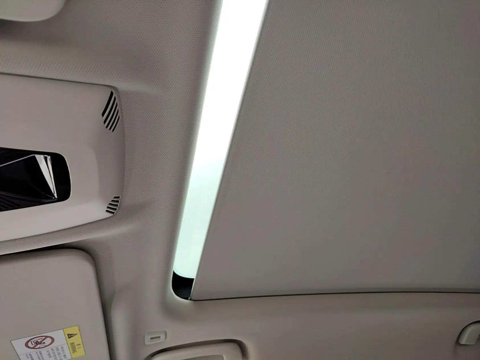 BMW iX1 2023 eDrive25L X Design Package — миниатюра 21