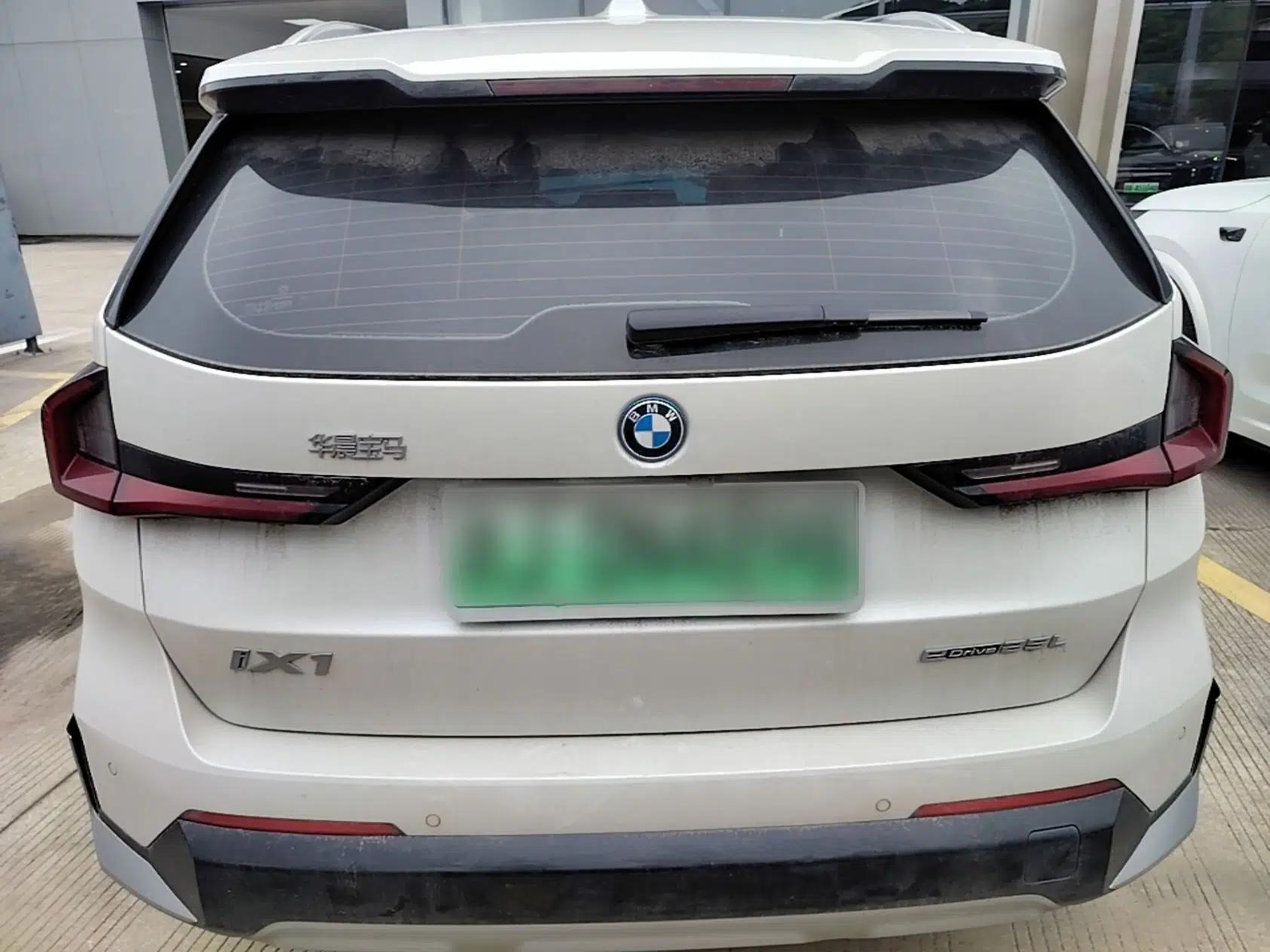 BMW iX1 2023 eDrive25L X Design Package — миниатюра 5