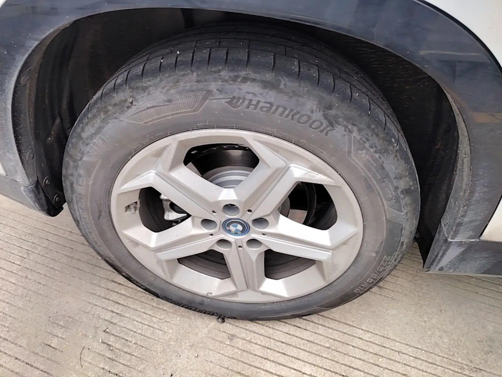 BMW iX1 2023 eDrive25L X Design Package — миниатюра 10