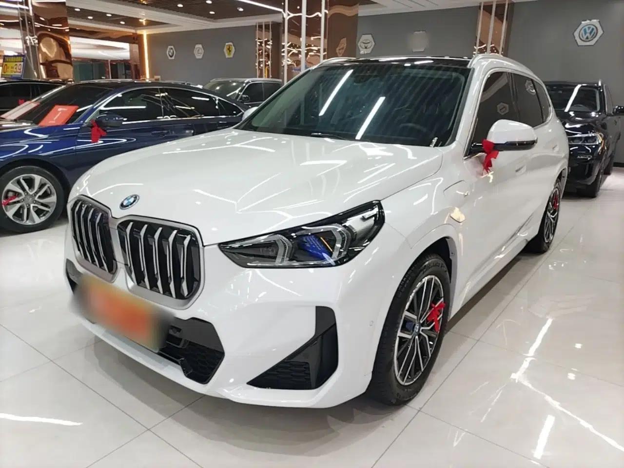BMW iX1 2023 eDrive25L M Sport Package — миниатюра 1