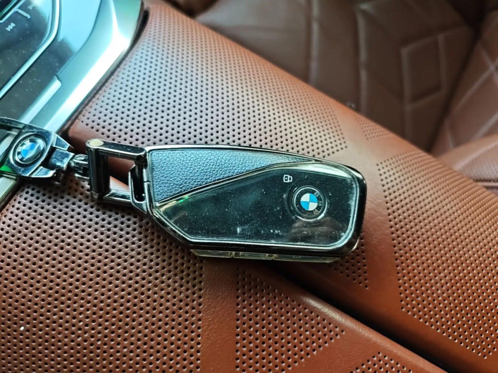 BMW i7 2023 eDrive50L Prestige Luxury Package — миниатюра 22