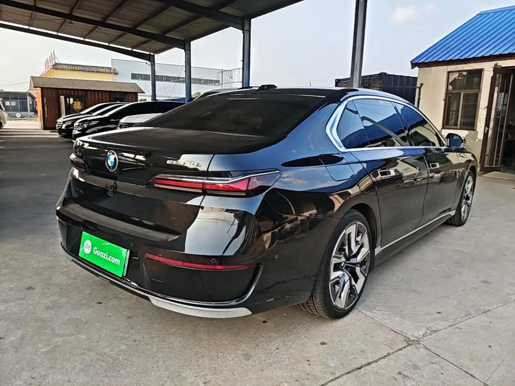 BMW i7 2023 eDrive50L Prestige Luxury Package — миниатюра 4