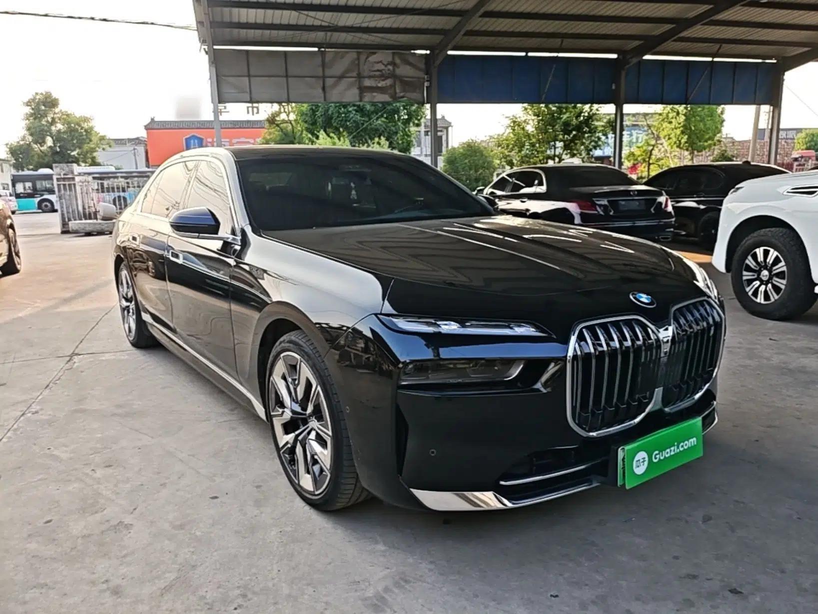 BMW i7 2023 eDrive50L Prestige Luxury Package — миниатюра 6