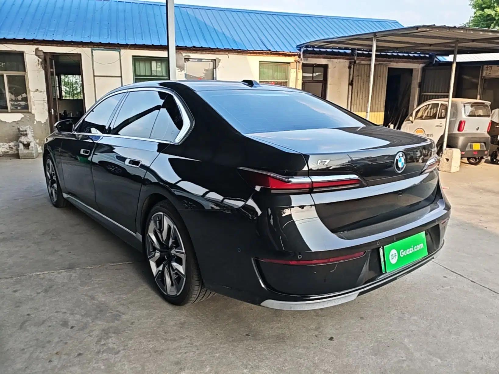 BMW i7 2023 eDrive50L Prestige Luxury Package — миниатюра 7