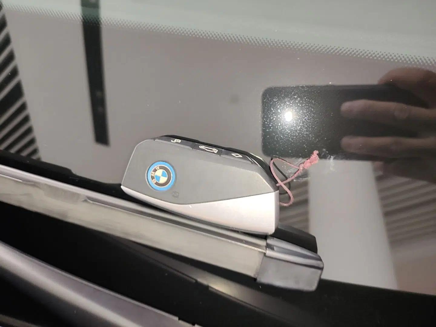 BMW iX 2022 xDrive40 — миниатюра 12