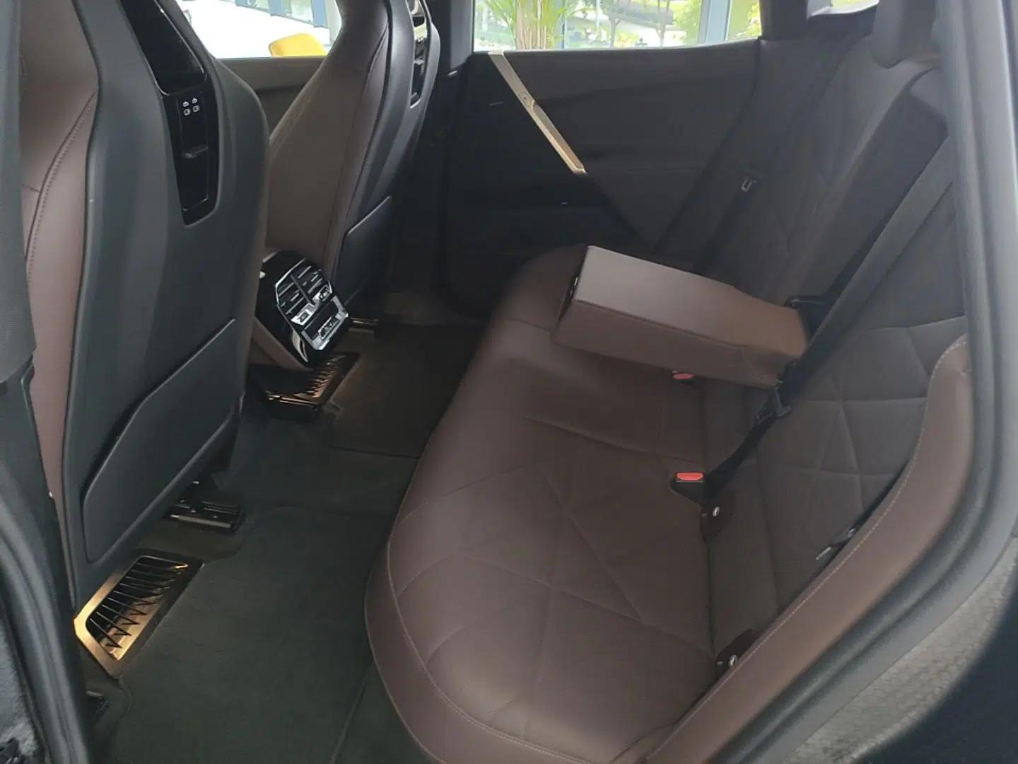 BMW iX 2022 xDrive40 — миниатюра 20