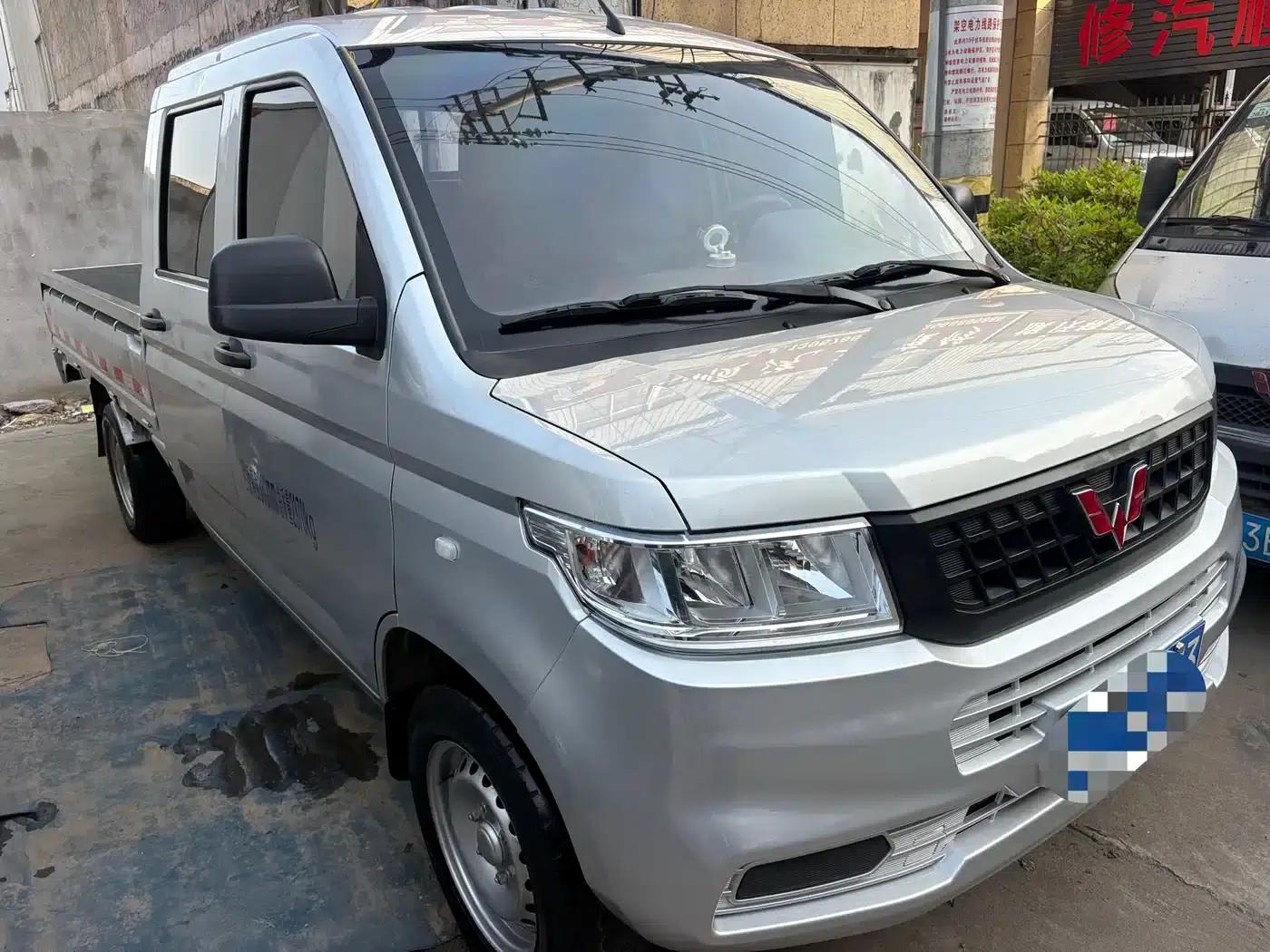Wuling Rongguang New Card 2023 Model 2.0L Double Cab Basic Type LJM20B — миниатюра 3