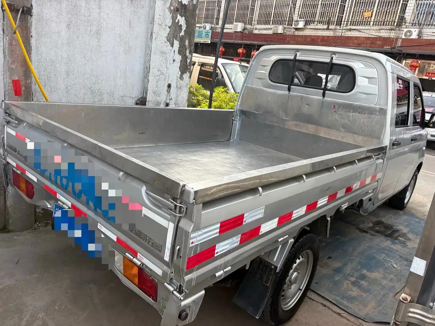 Wuling Rongguang New Card 2023 Model 2.0L Double Cab Basic Type LJM20B — миниатюра 4