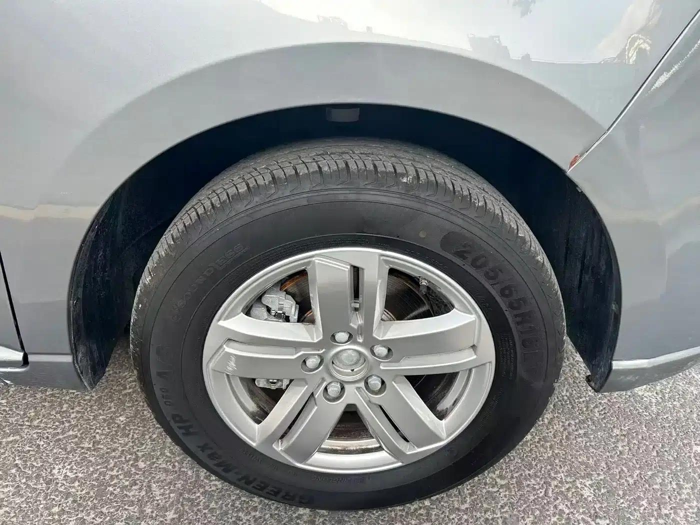 Wuling Journey 2021 1.5T Manual Deluxe Edition — миниатюра 12