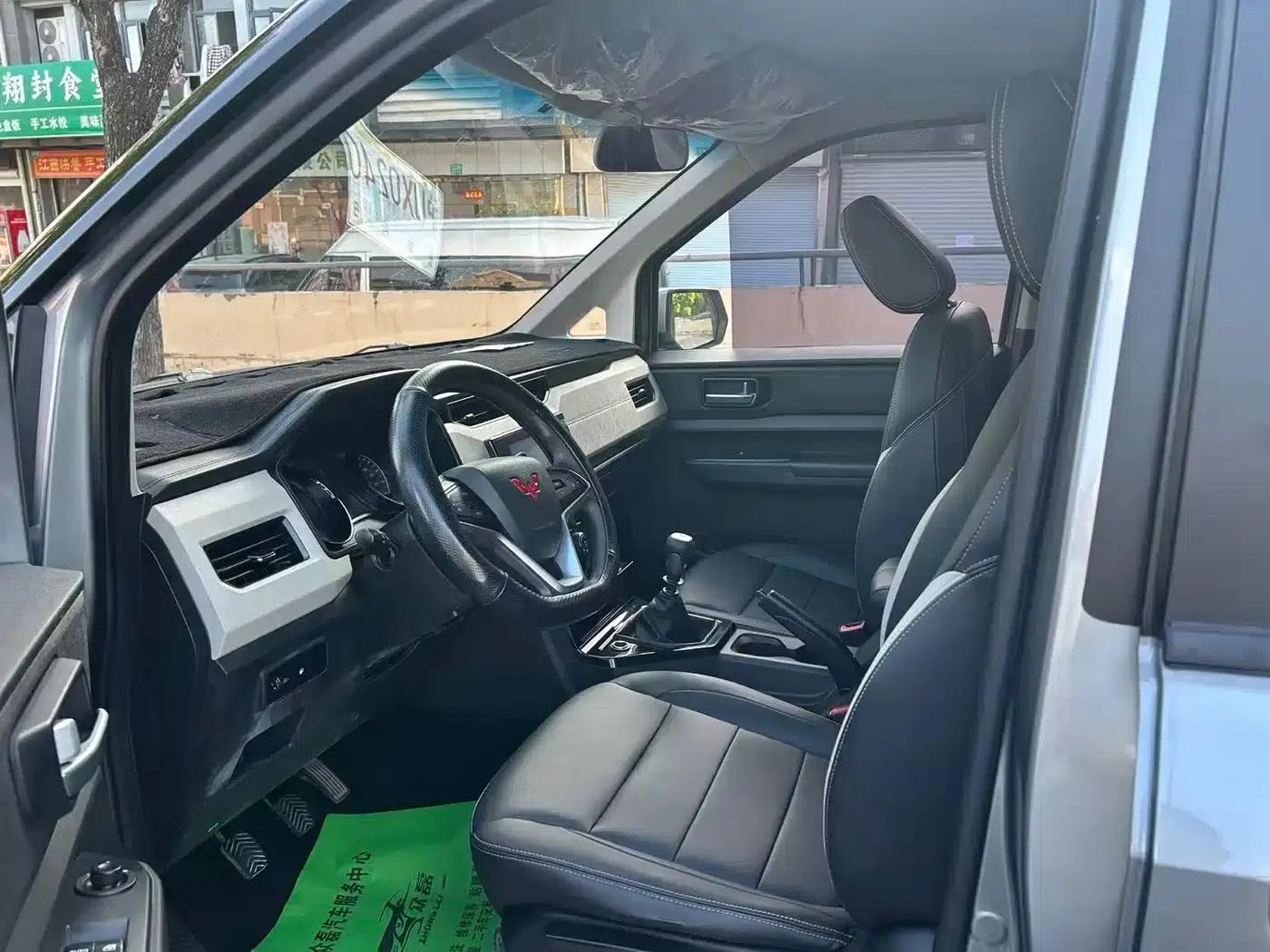 Wuling Journey 2021 1.5T Manual Deluxe Edition — миниатюра 4
